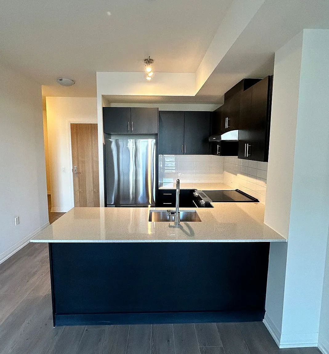 2 bed, $2,400 — Photo 1