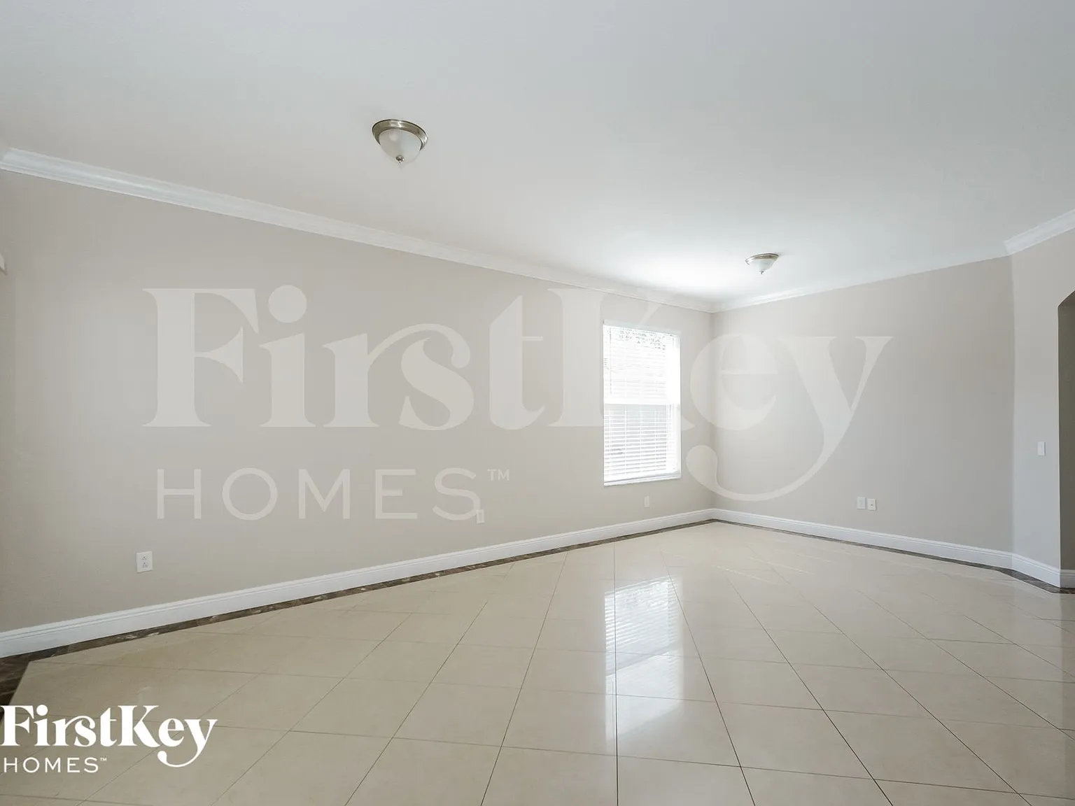 3 bed, 2.0 bath, 1792 sqft, $2,850 — Photo 2