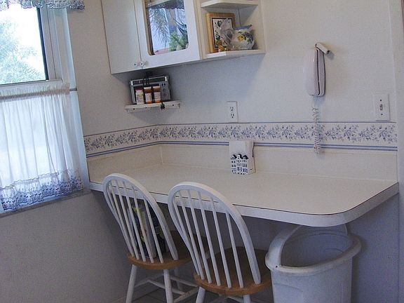 Kitchen Seating