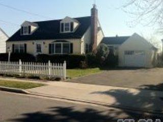 2nd image of 20 Davison Ct