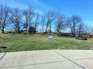 3006 Falcon View Ct SW, Cedar Rapids, IA 52404