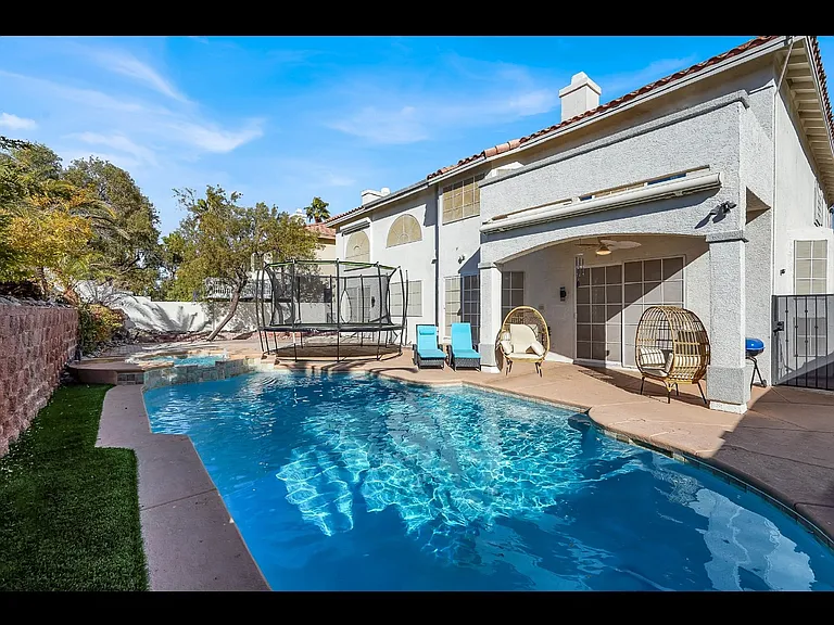 3841 Cranbrook Hill St — Photo 12