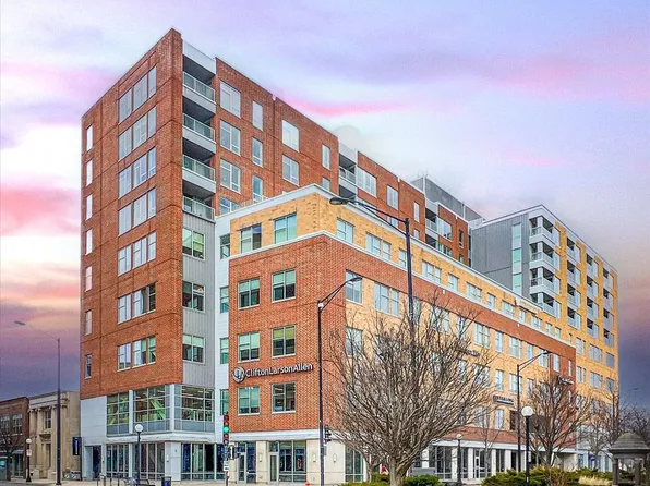 301 N Neil St Ste 909, Champaign, IL 61820