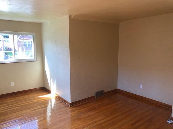 Upstairs bedroom