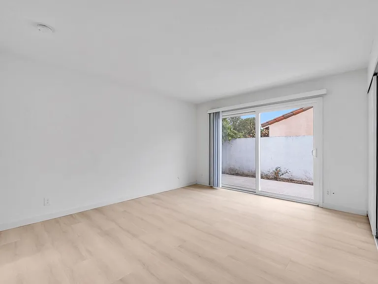 1 Lancewood Way — Photo 19