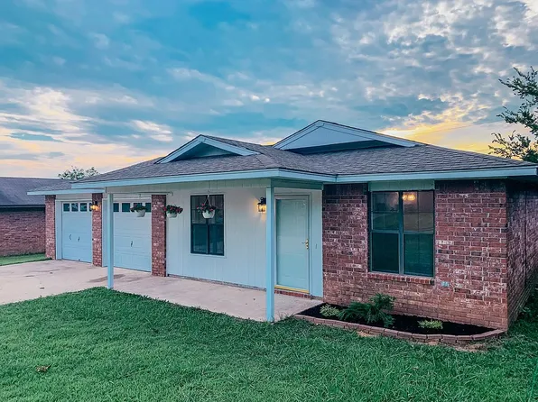 1123 Jess Dr, Sallisaw, OK 74955