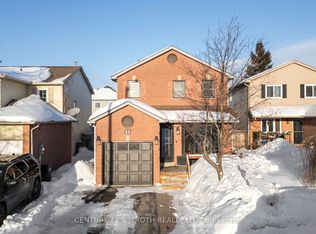 13 Hadden Cres, Barrie, ON L4M 6G6