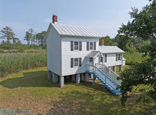 2122 Haven Beach Rd, Diggs, VA 23045