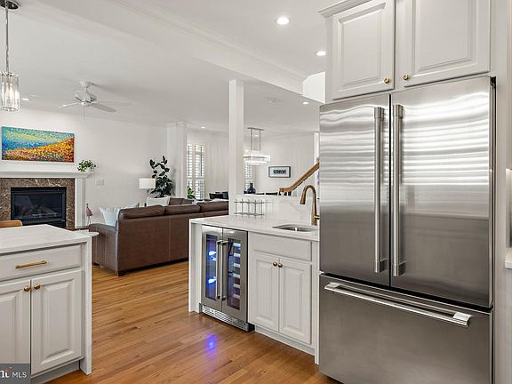 4th image of 38175 Robinsons Dr