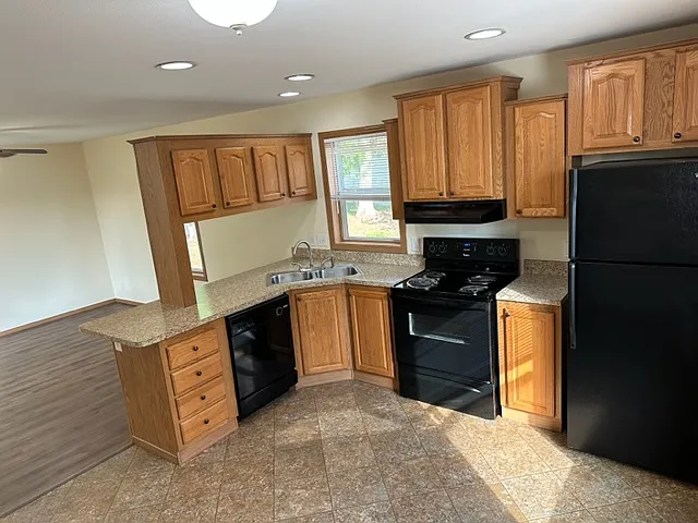 625 15th St SE — Photo 12