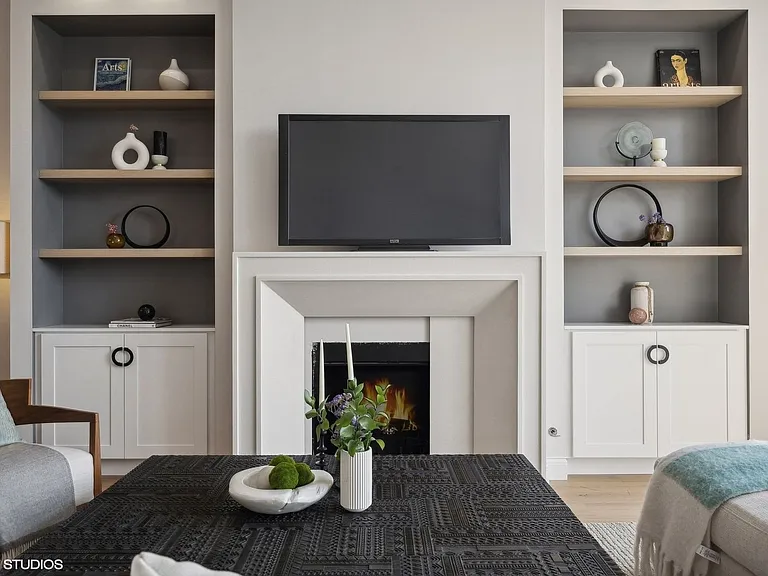 3739 N Clifton Ave #2 — Photo 4