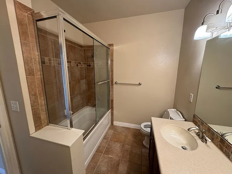 2700 E Cherry Creek South Dr #405 — Photo 13