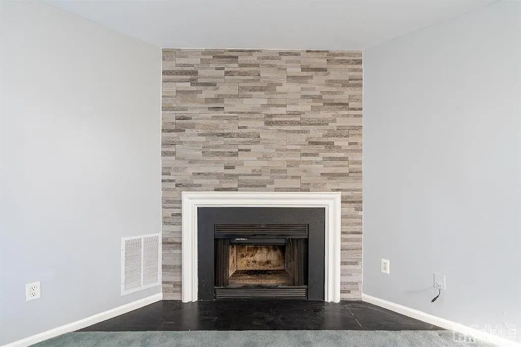 3 bed, 2.0 bath, $3,250 — Photo 2