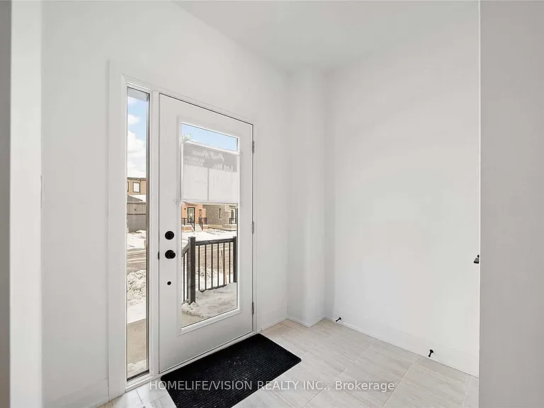 153 Gateland Dr — Photo 3