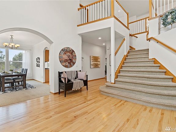 3rd image of 13915 London Ln