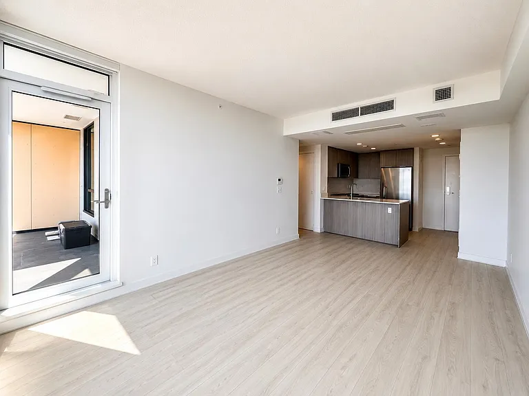 1471 Hunter St #1304 — Photo 2