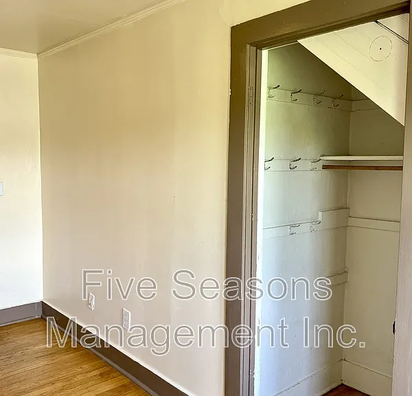 76 N Union St #7 — Photo 8
