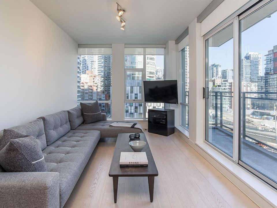 1st image of 1002-1455 Howe St #1002
