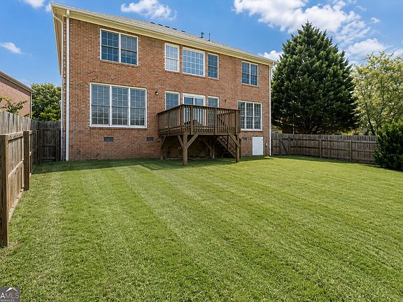 4th image of 784 Southland Way