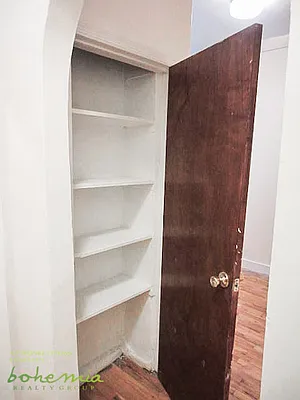 Rented by Bohemia Realty Group | media 19