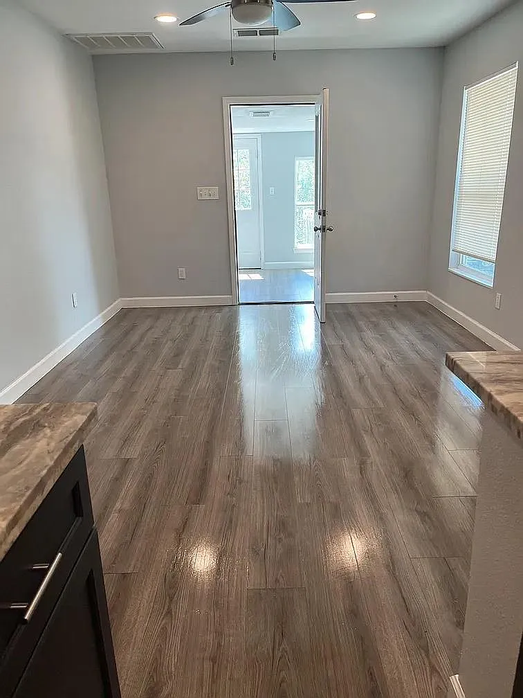 4 bed, 2.0 bath, 1088 sqft, $1,730 — Photo 3