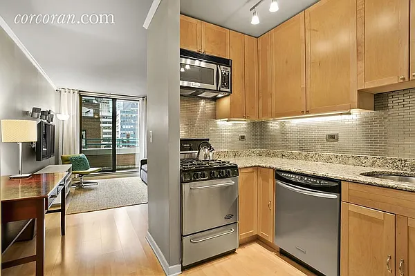 Rented by Corcoran | media 21