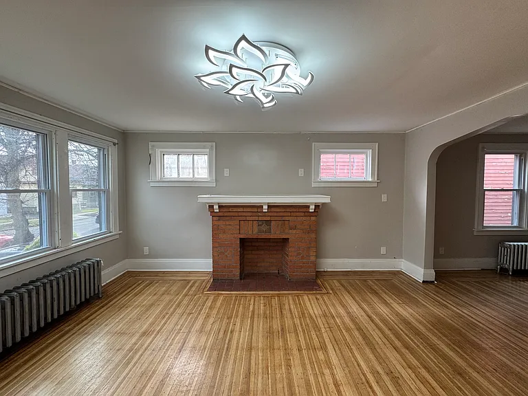 632 Lisbon Ave #1 — Photo 4