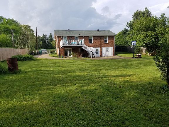 4th image of 340 Peterson Ln