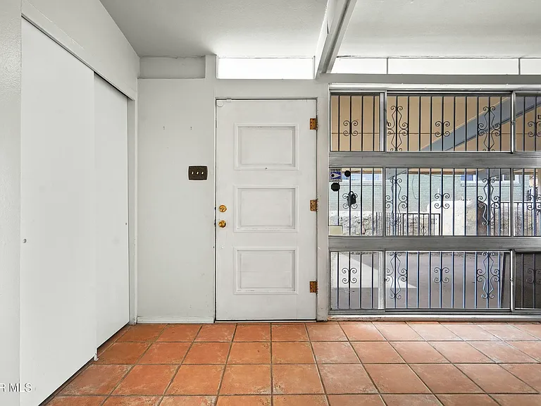 5505 Martin Ln — Photo 29