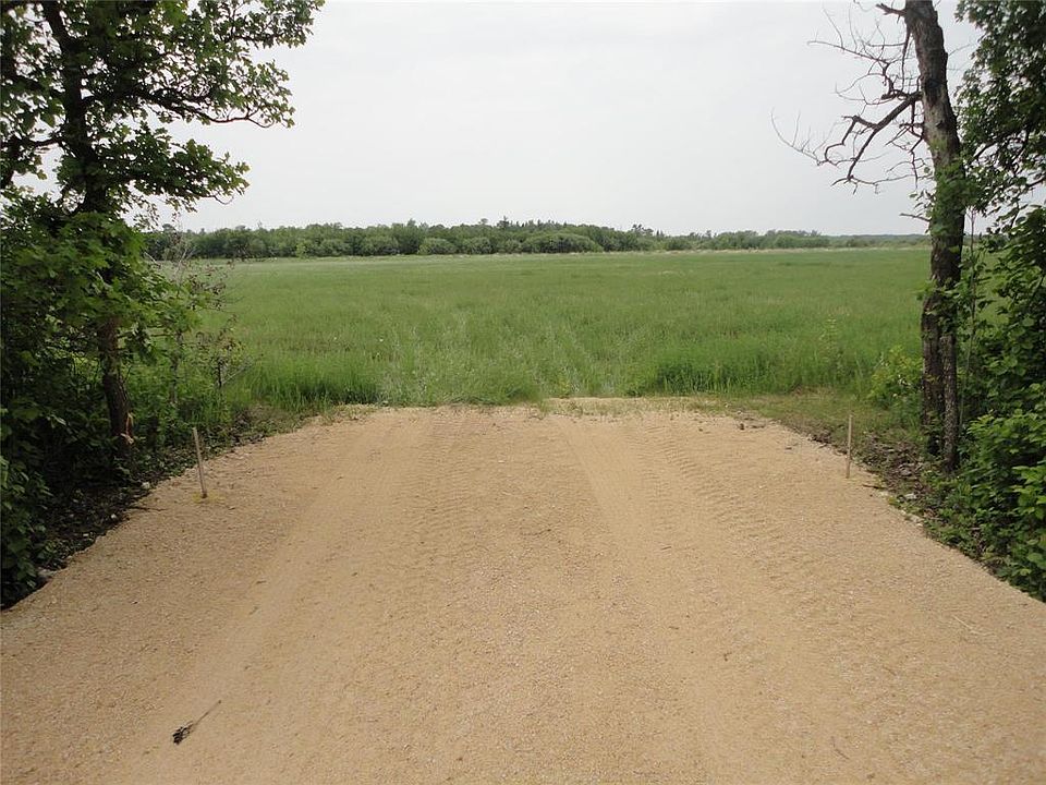 1st image of 4 Railway Ave
