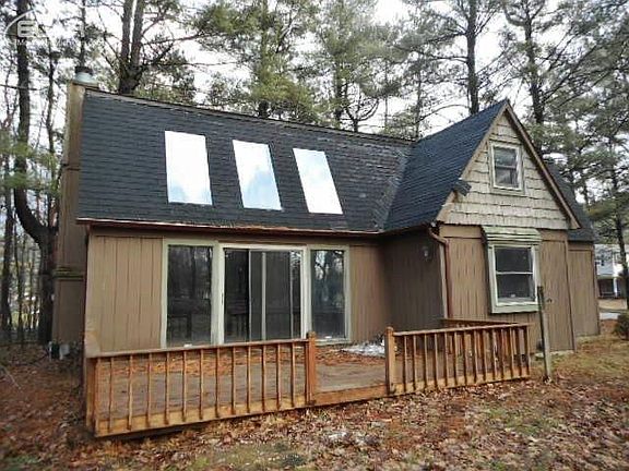 2nd image of 5271 Tahquamenon Trl