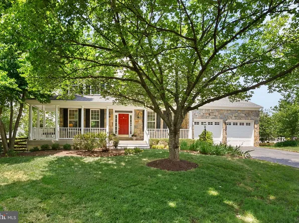 21499 Golden Autumn Pl, Ashburn, VA 20148