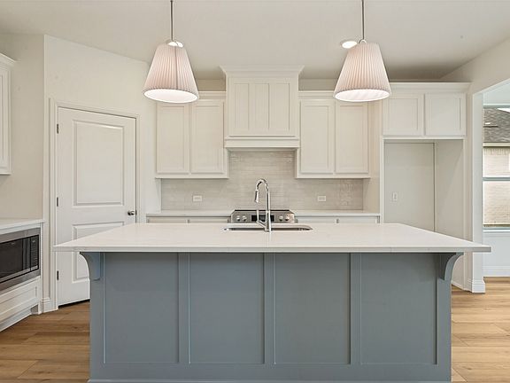 3rd image of 2608 Glasgow Way