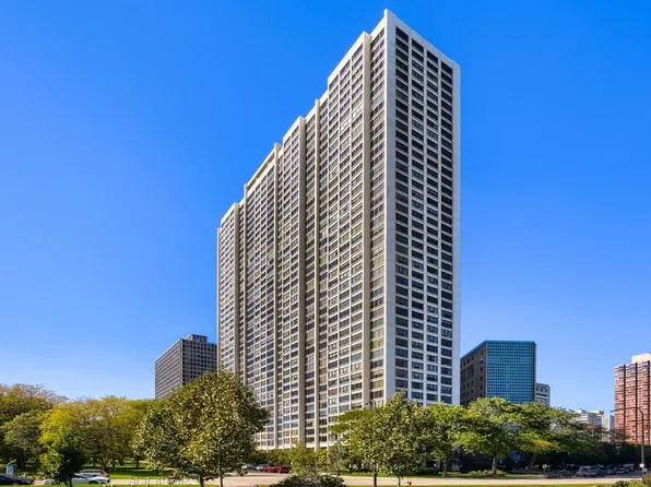 2800 N Lake Shore Dr APT 2001, Chicago, IL 60657