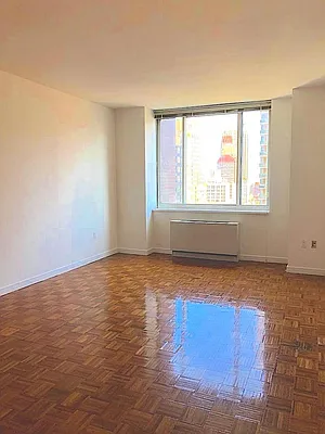 Rented by Loftey LLC | media 33