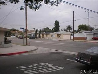 2nd image of 1404 W 223rd St