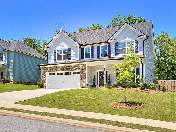 3rd image of 485 Jade Dr