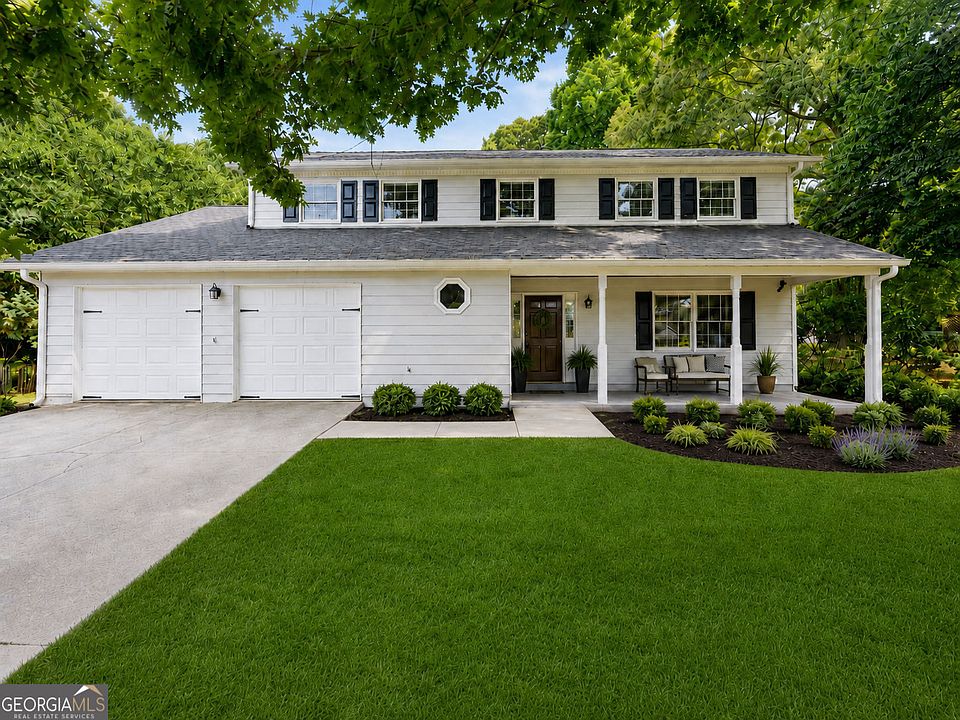 1st image of 1695 Ridgeway Dr