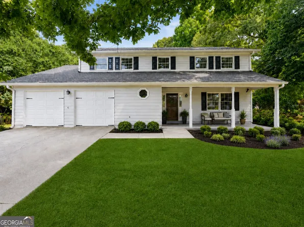 1695 Ridgeway Dr, Lawrenceville, GA 30044