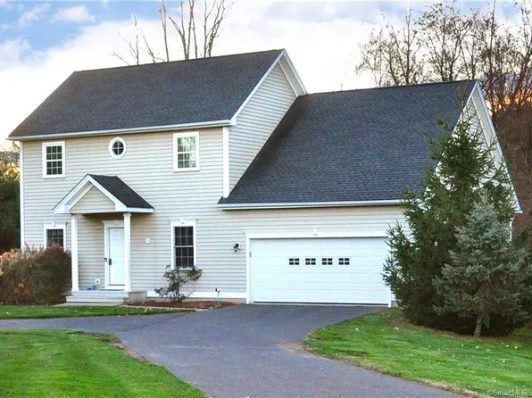 5 Chapman Chase #5, Windsor Locks, CT 06096