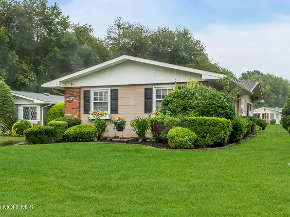 4 Addison Court, Brick, NJ 08724