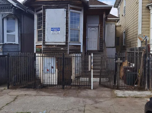 876 Isabella St, Oakland, CA 94607