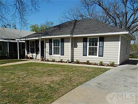 1st image of 2912 NW 28th St