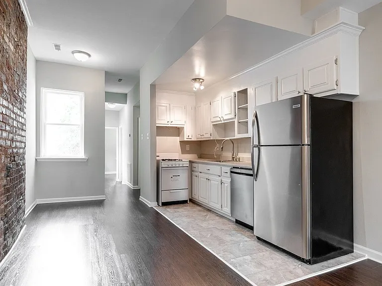 707 W Clay St #B — Photo 6