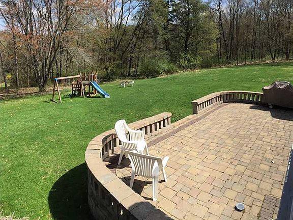2nd image of 3818 Hieber Ln