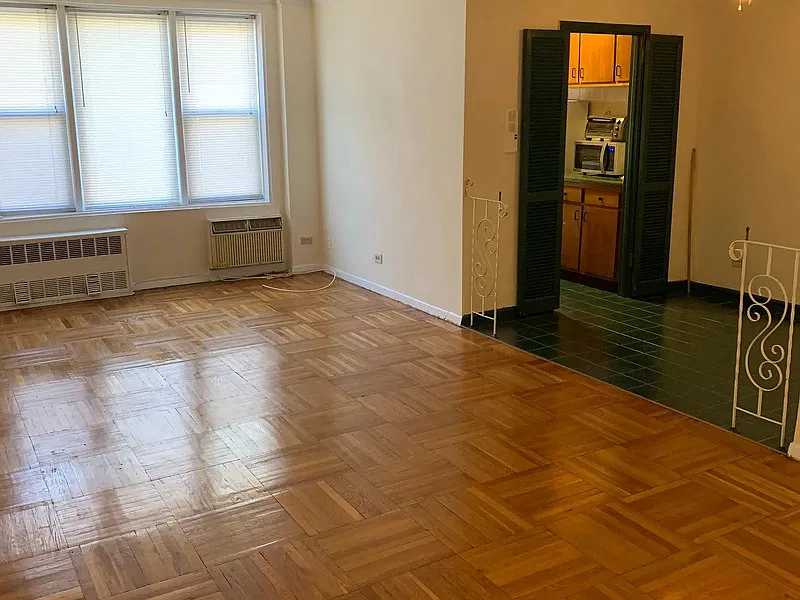 1332 Metropolitan Ave #2J