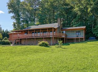 202 Little Mountain Dr, Inman, SC 29349