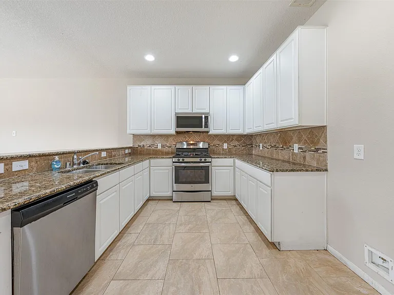 19907 Sloan Ridge Ln — Photo 9