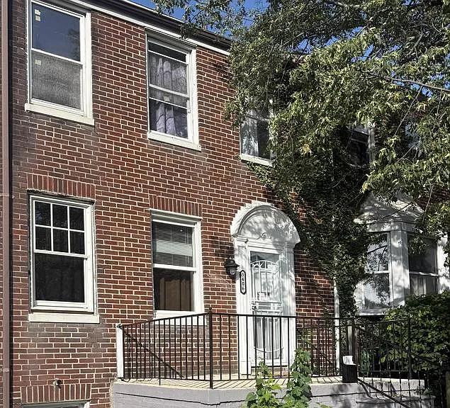 3406 Erdman Ave — Photo 1