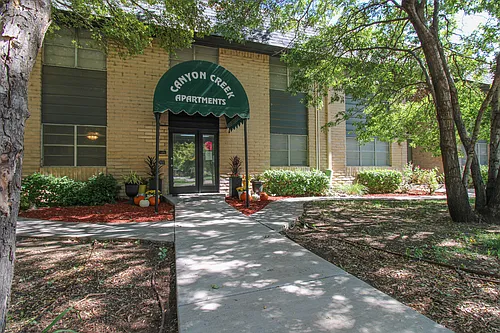 Canyon Creek Apartments Photo 1